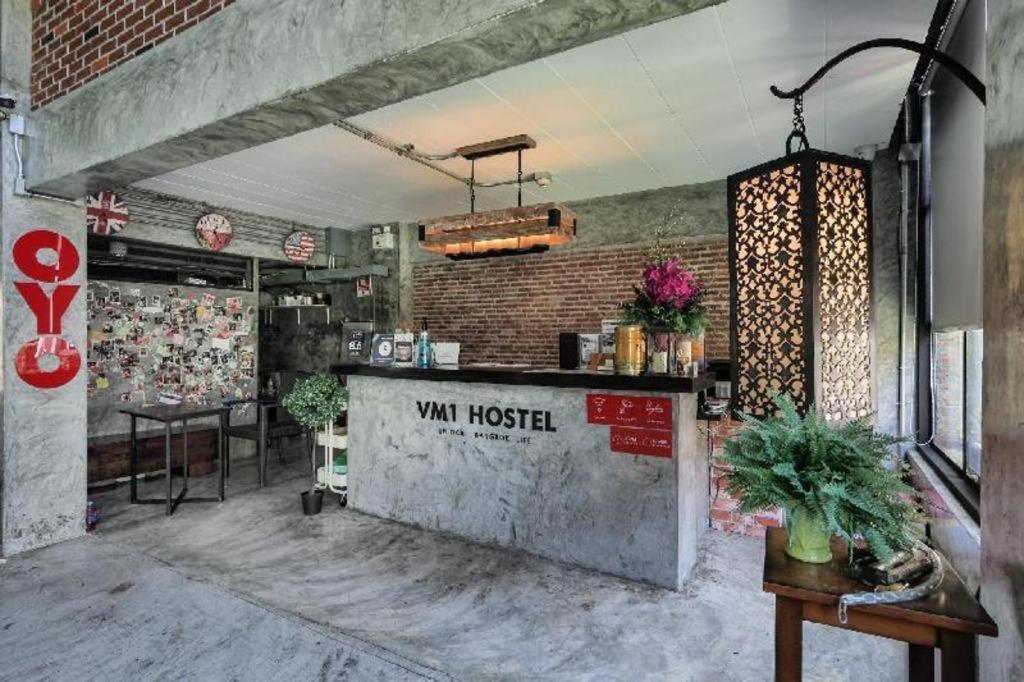 Vm1 Hostel Bangkok Exterior foto